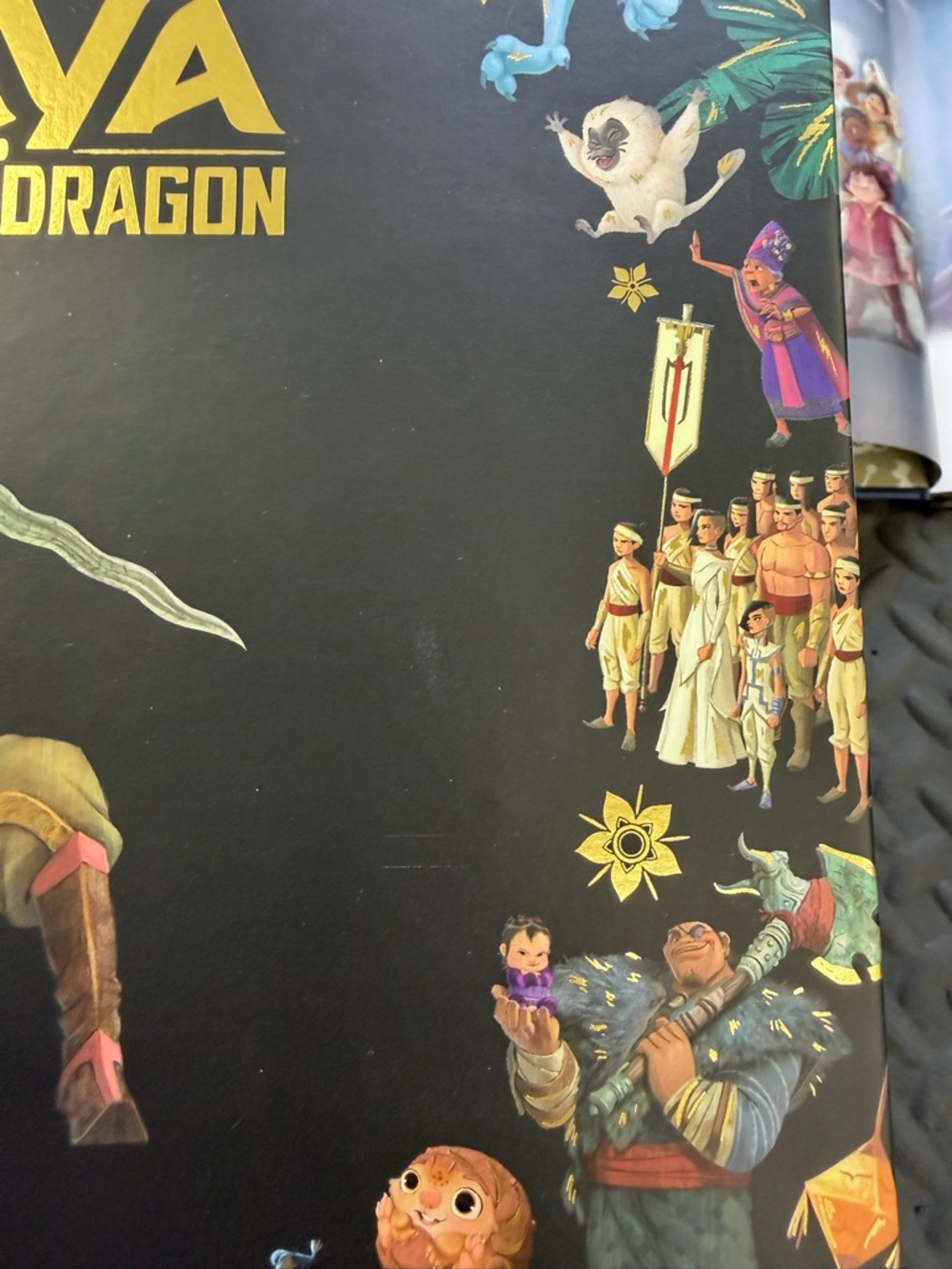 Disney Kids Book Bundle-The Lion King, Wish, Encanto, and Raya & The Last Dragon - Picture 6 of 9